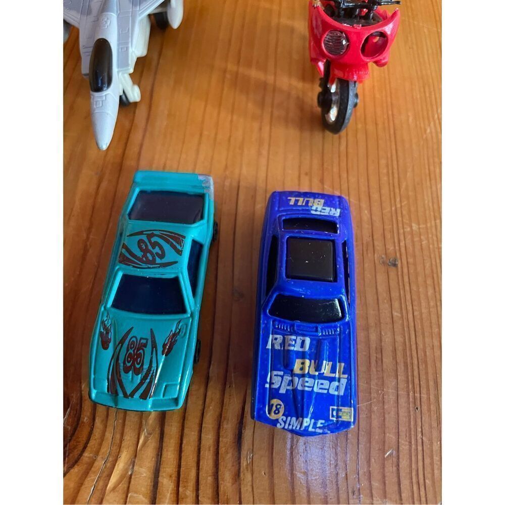 Matchbox Vehicles - Picture 5 of 5